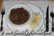 Stew and Mashed Potatoes with Garlic Gold